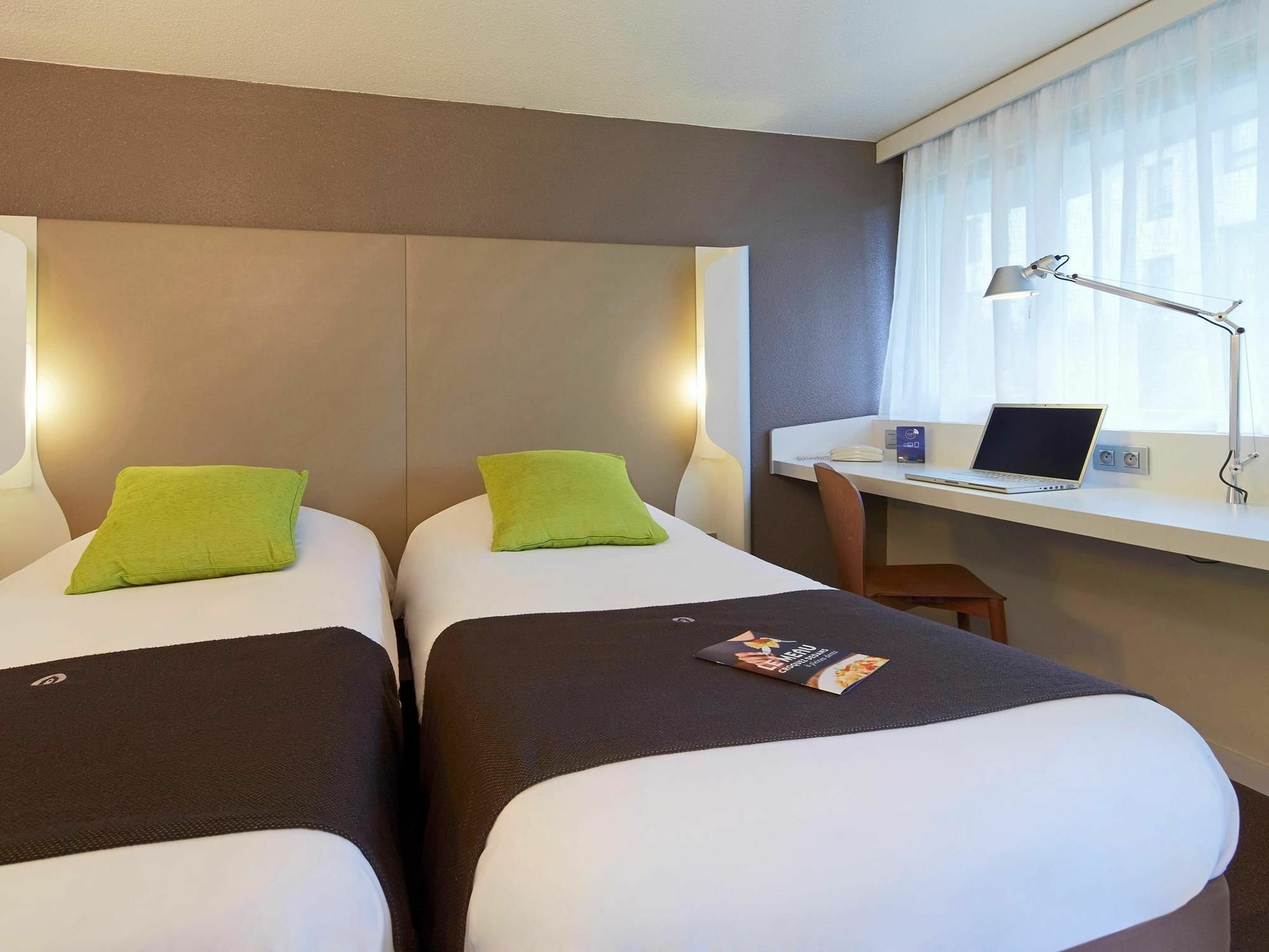 B&B Hotel Roissy - Saint Witz Ex-Campanile Roissy - Saint Witz Dış mekan fotoğraf
