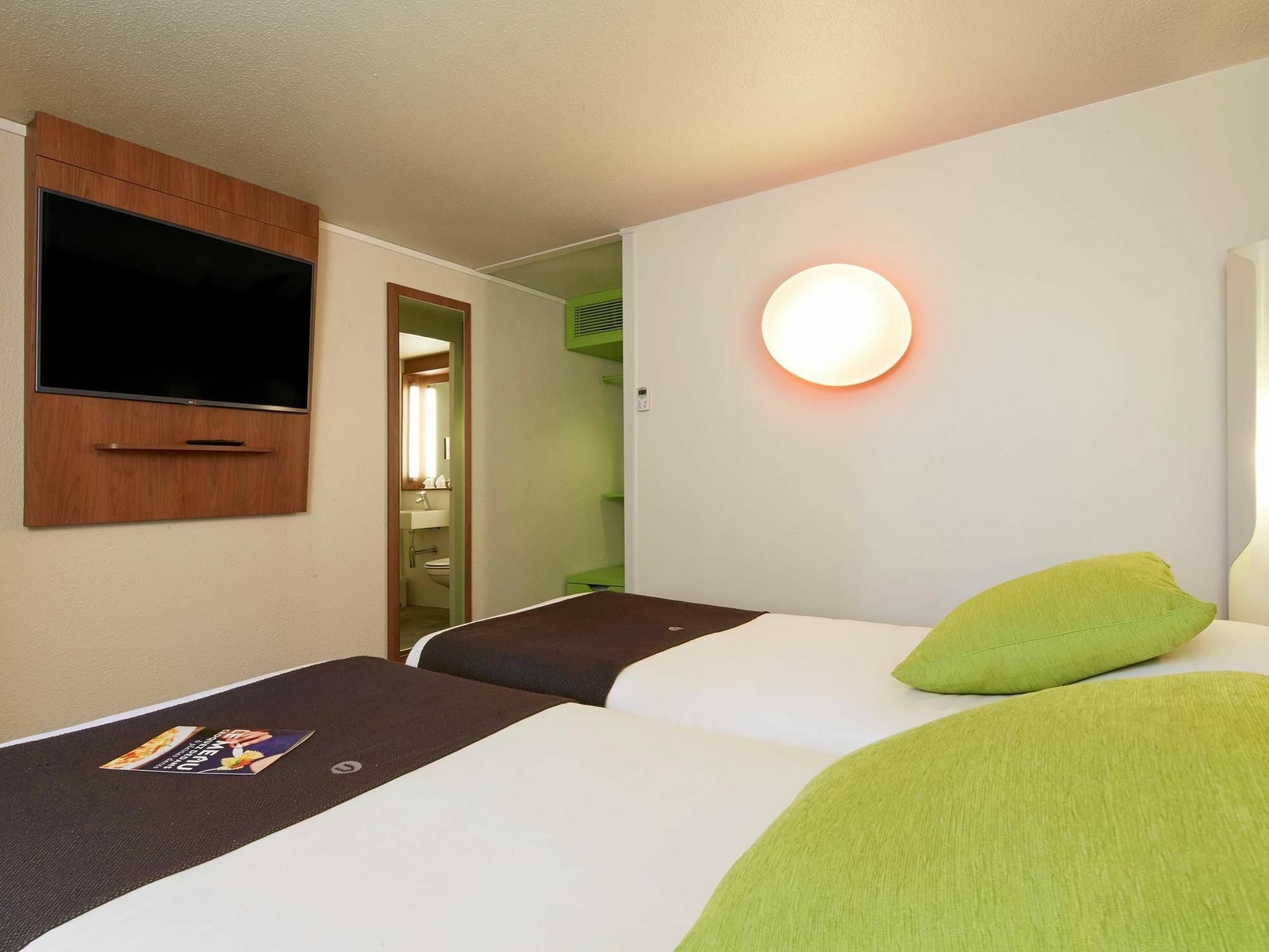 B&B Hotel Roissy - Saint Witz Ex-Campanile Roissy - Saint Witz Dış mekan fotoğraf